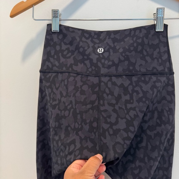 Lululemon Align High-Rise Crop Intertwined Camo Deep Coal Multi size 4 - Picture 7 of 12